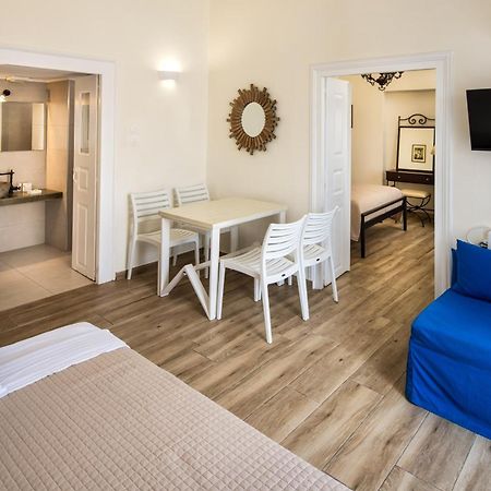 Appartamento Day One Fira Mansion Esterno foto