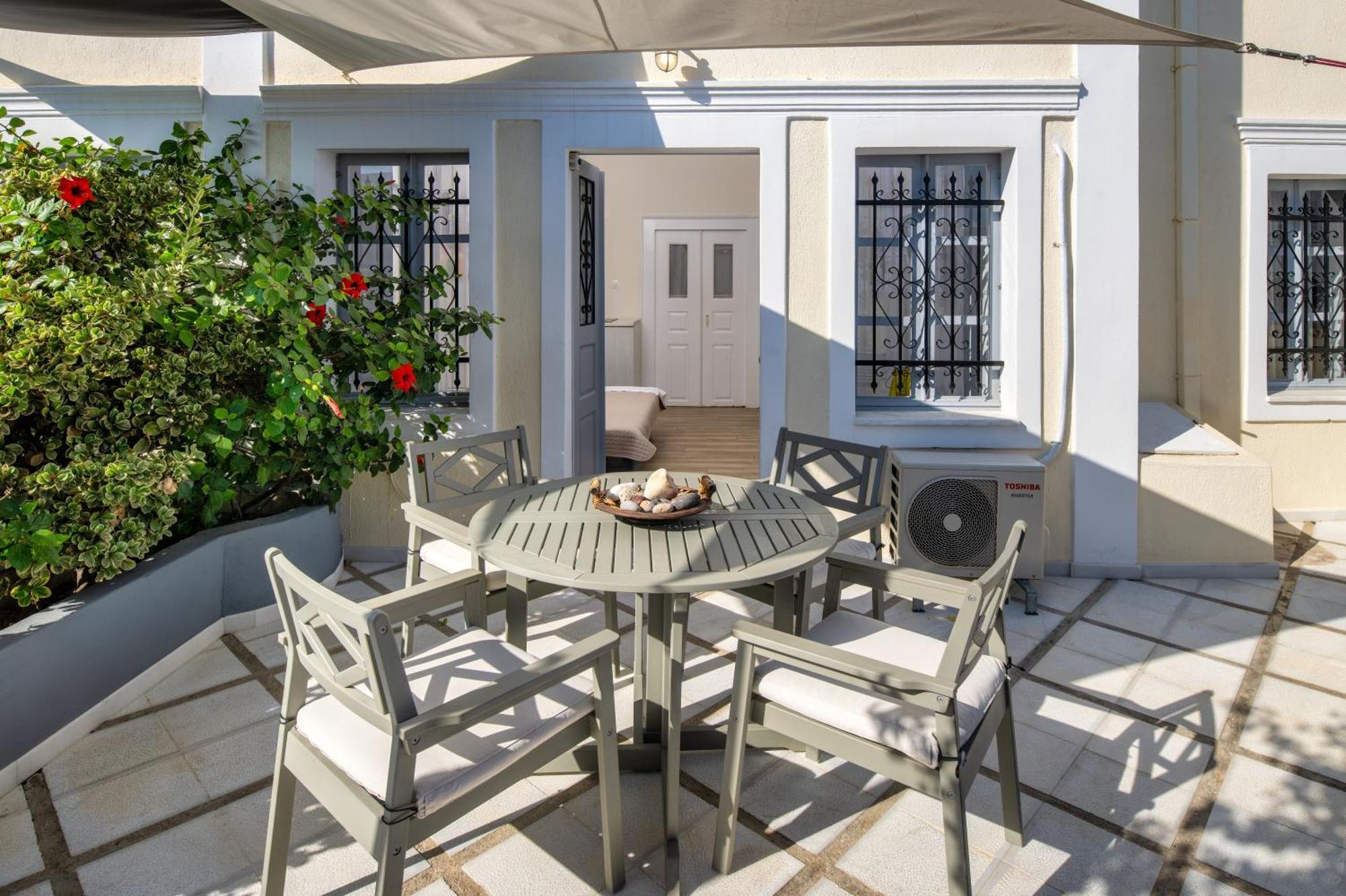 Appartamento Day One Fira Mansion Esterno foto