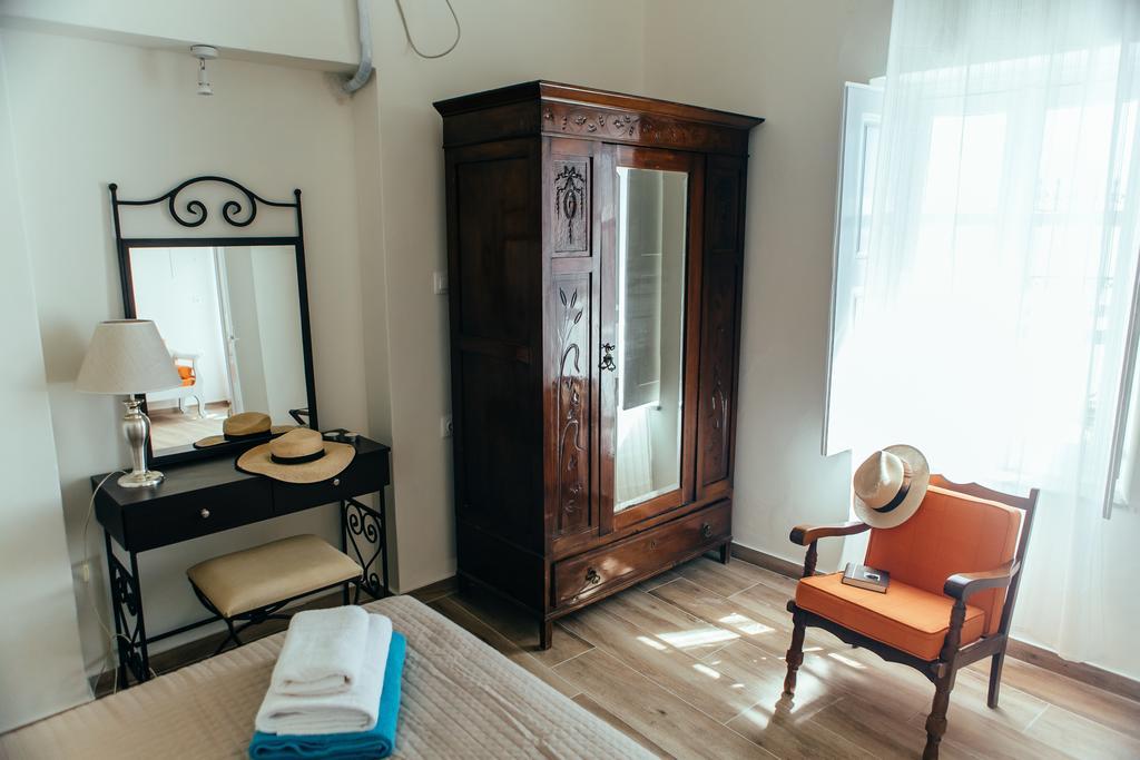 Appartamento Day One Fira Mansion Esterno foto