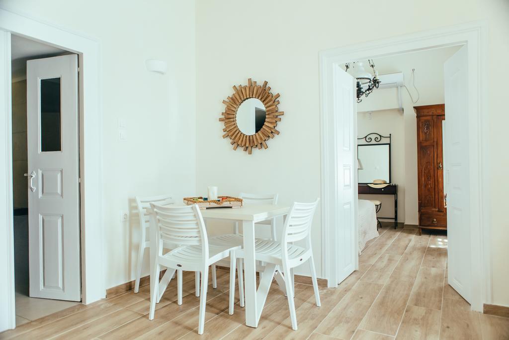 Appartamento Day One Fira Mansion Esterno foto